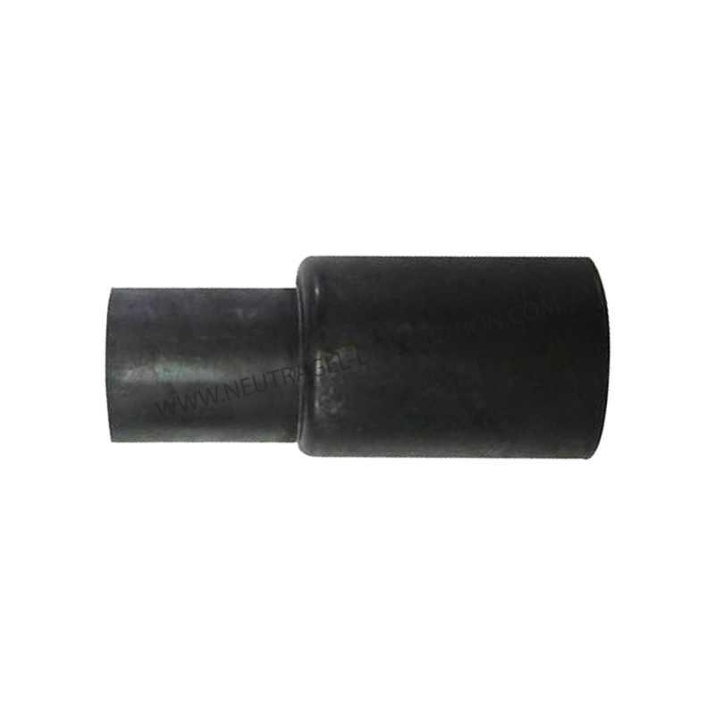 Connexion caoutchouc entre tuyau de trop plein 21mm et tuyau d'évacuation 32mm