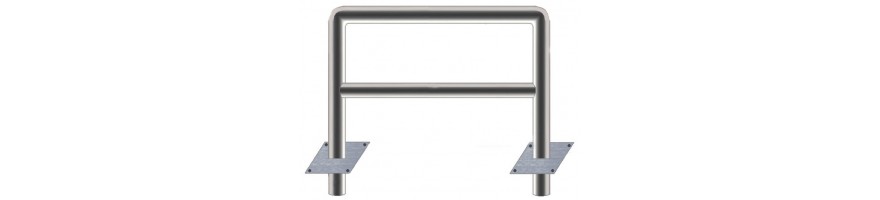 Poteau et barrière de protection